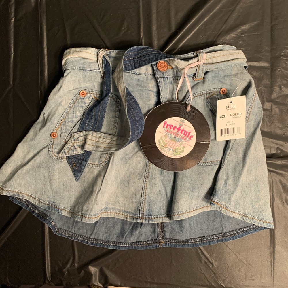 New with tags girls skort